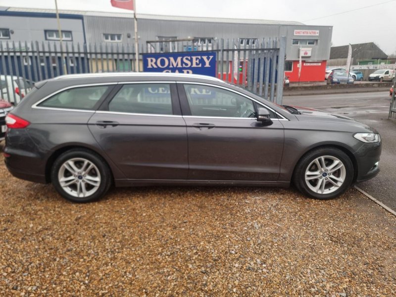 FORD MONDEO