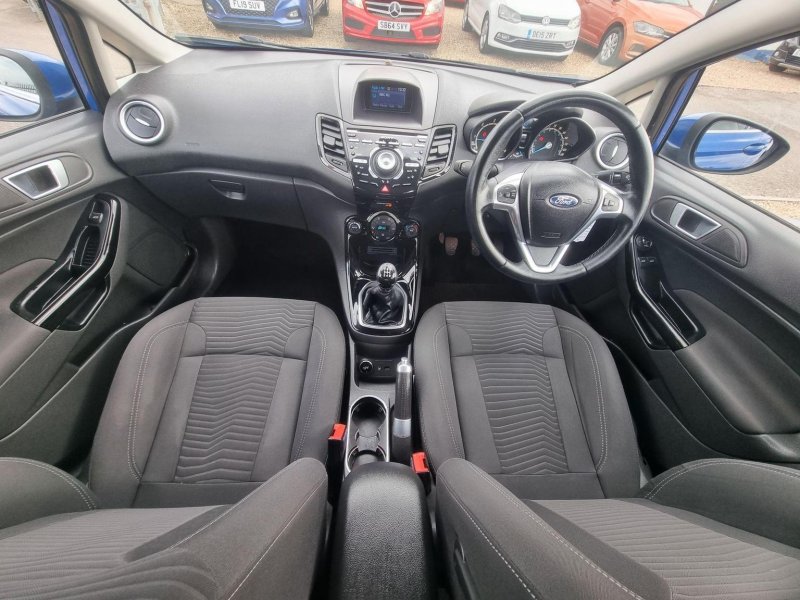 FORD FIESTA