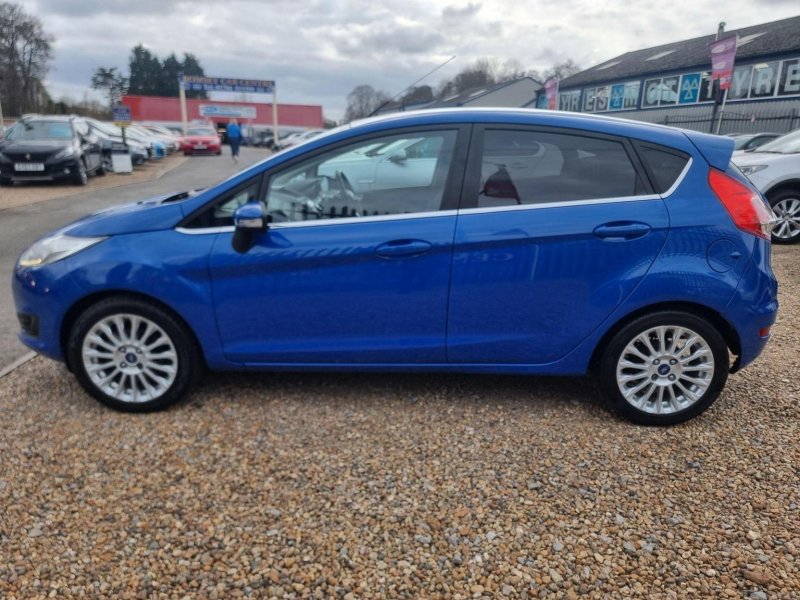 FORD FIESTA