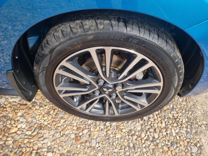 MITSUBISHI MIRAGE