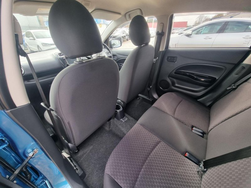 MITSUBISHI MIRAGE