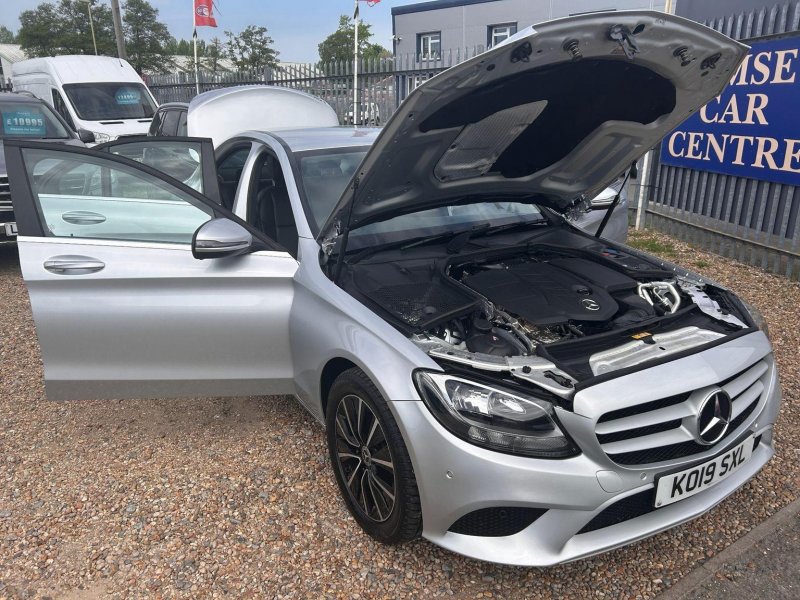 MERCEDES-BENZ C CLASS