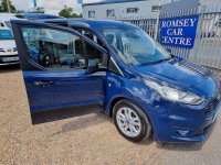 FORD GRAND TOURNEO CONNECT