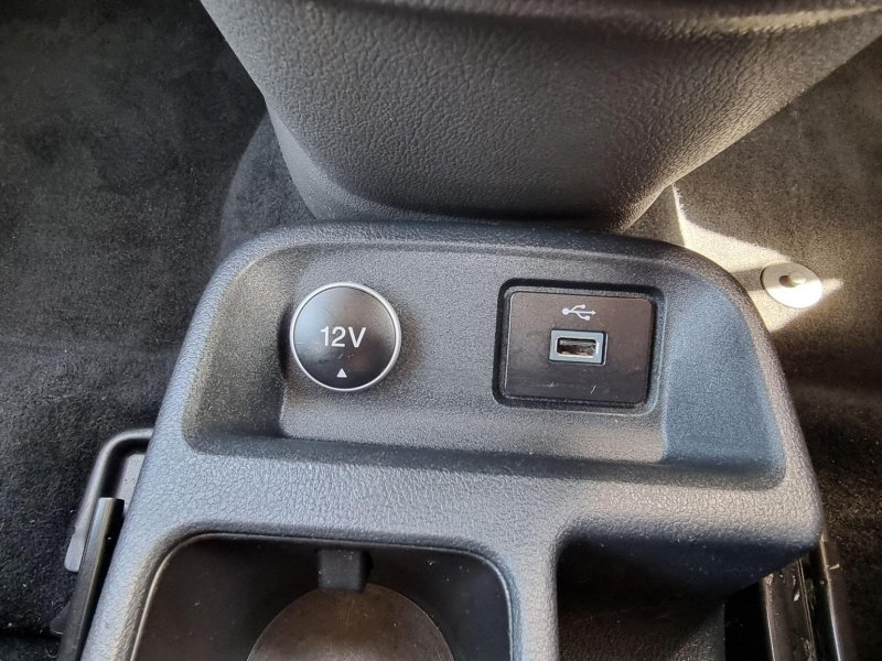 FORD GRAND TOURNEO CONNECT