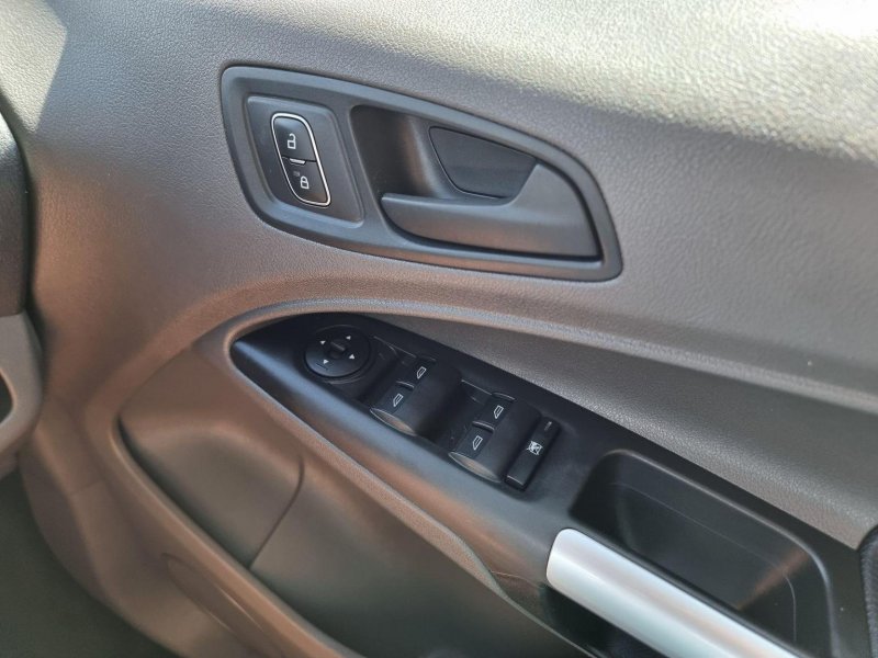 FORD GRAND TOURNEO CONNECT